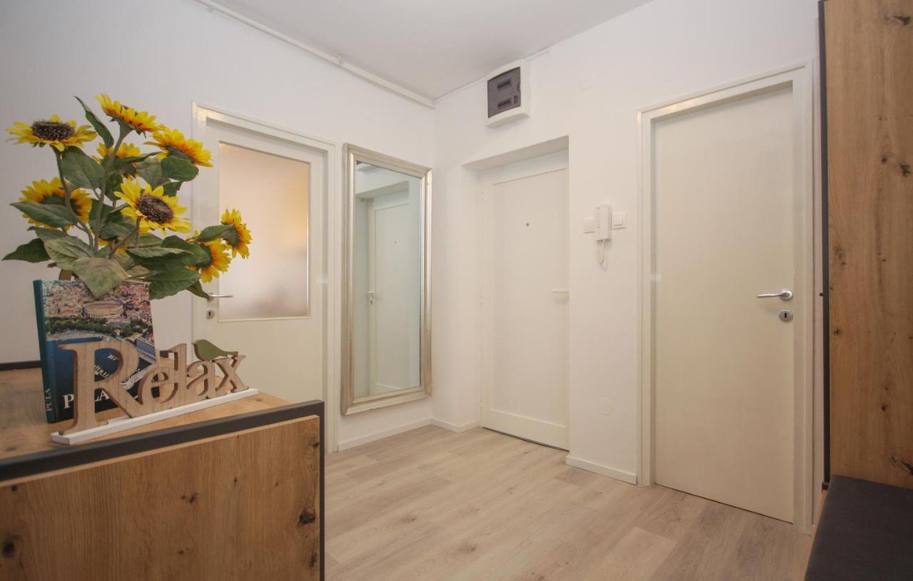 Apartman Nonno Пула Екстериор снимка