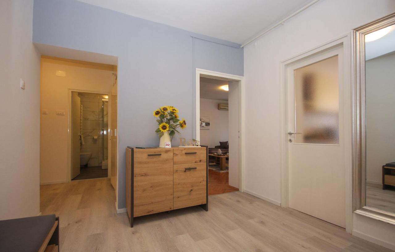Apartman Nonno Пула Екстериор снимка