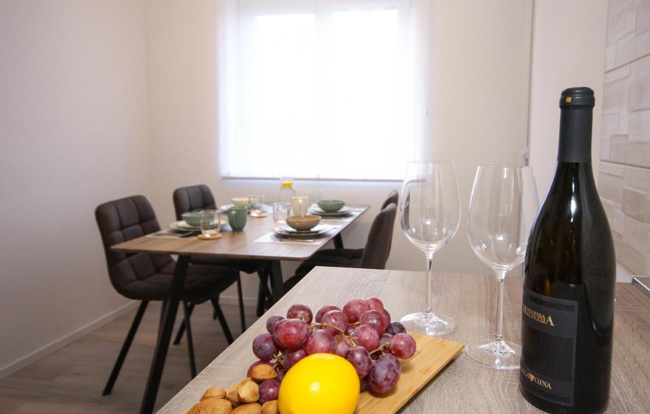 Apartman Nonno Пула Екстериор снимка