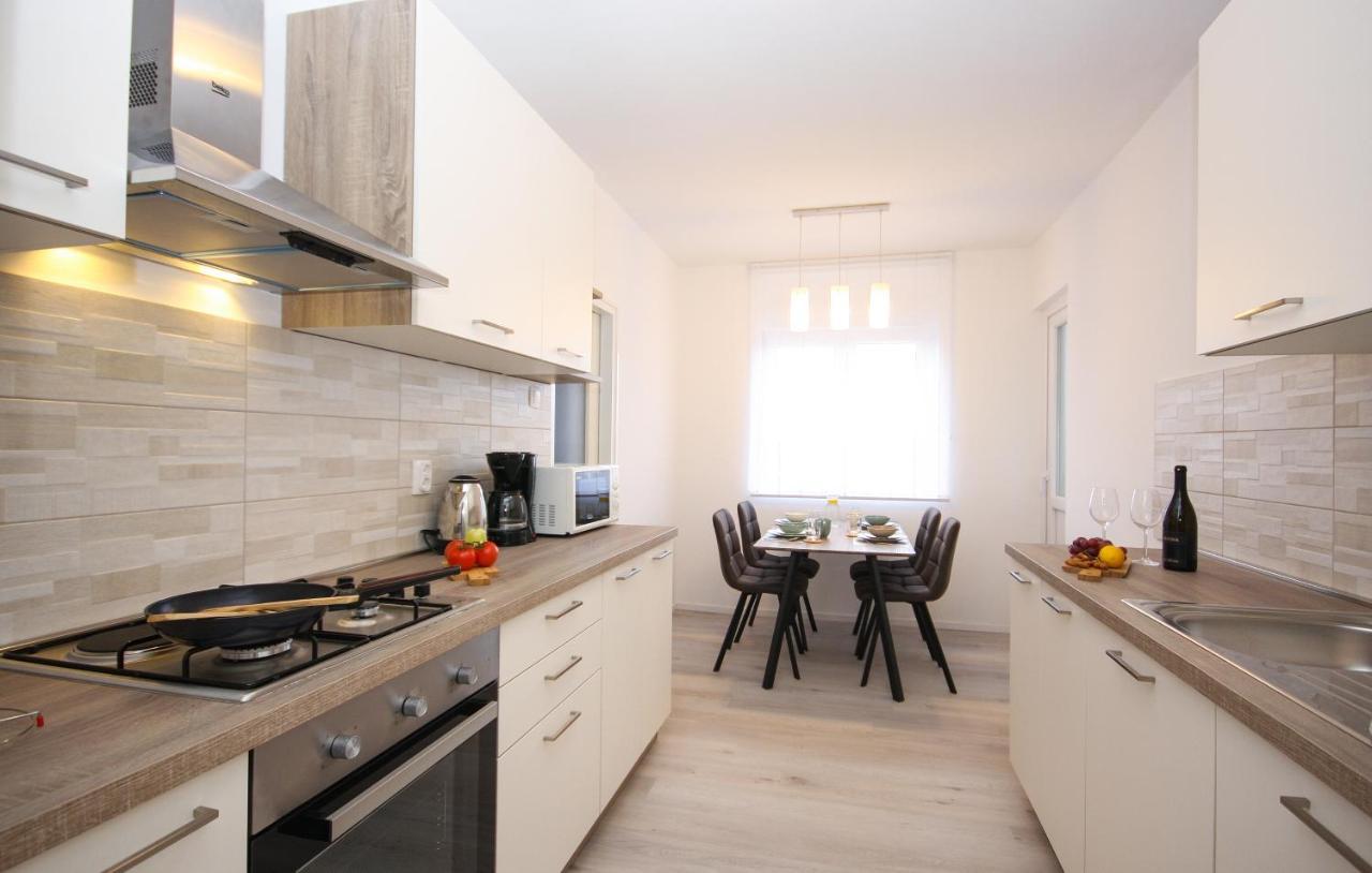 Apartman Nonno Пула Екстериор снимка